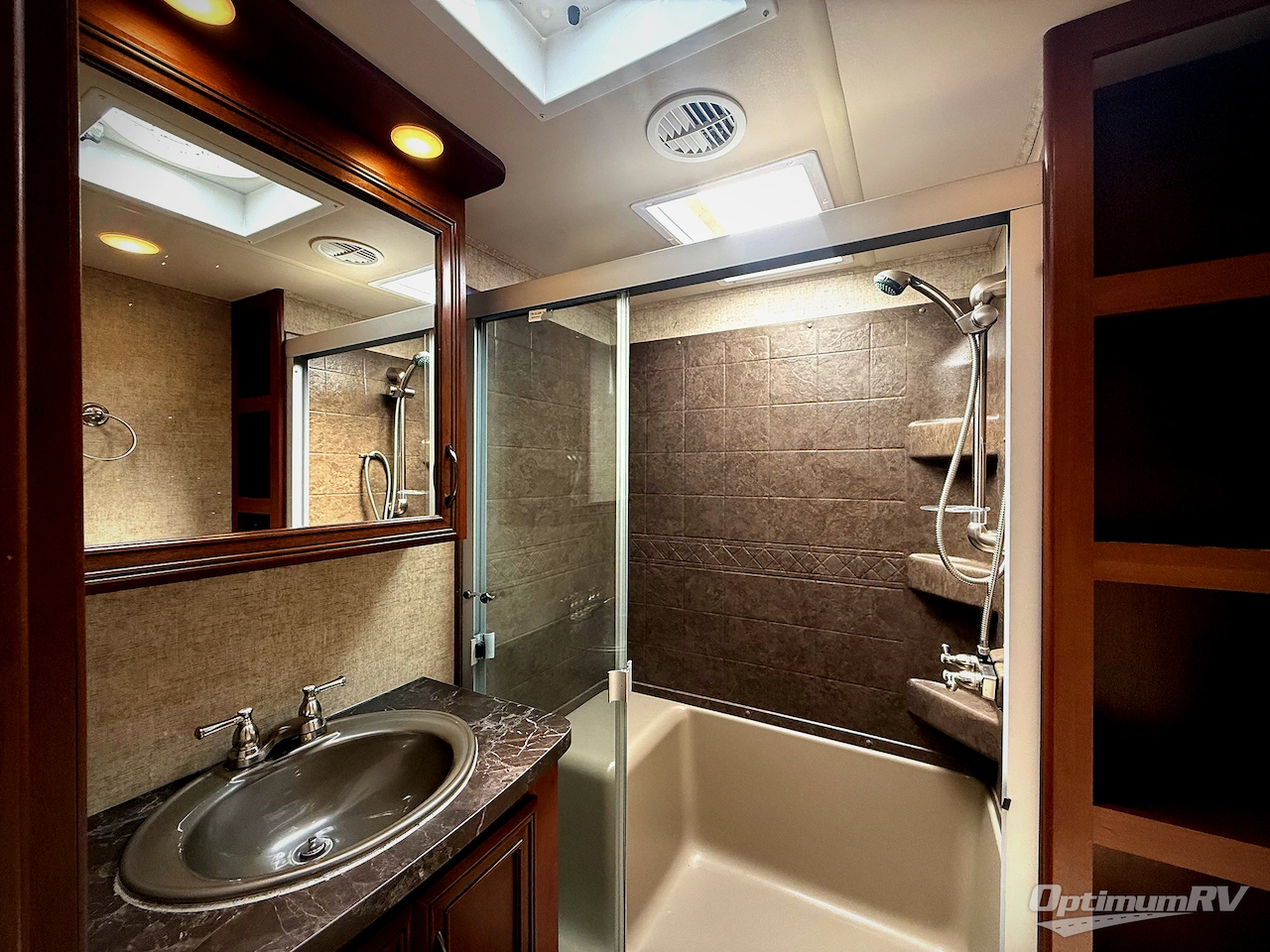 2016 Forest River Sandpiper 380BH5 Photo 10