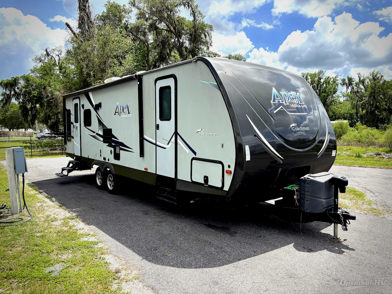2018 Coachmen Apex Ultra-Lite 279RLSS Photo 1