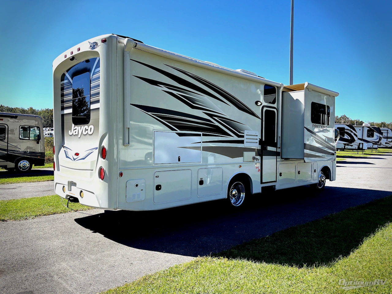 2017 Jayco Precept 31UL Photo 2