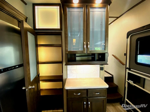 2020 Grand Design Solitude 310GK RV Photo 3
