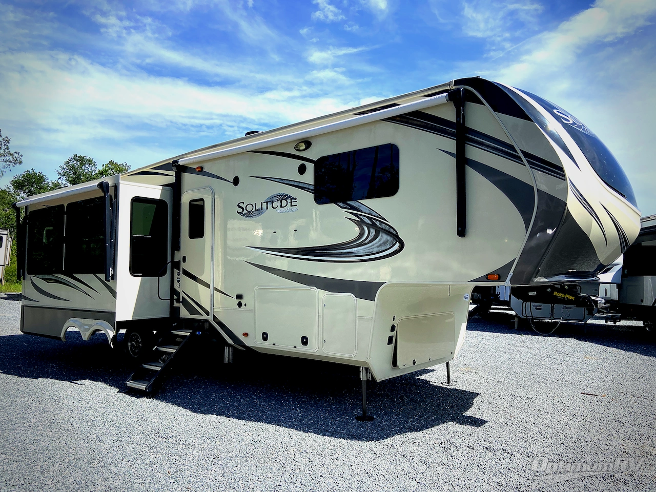 2020 Grand Design Solitude 310GK Photo 4