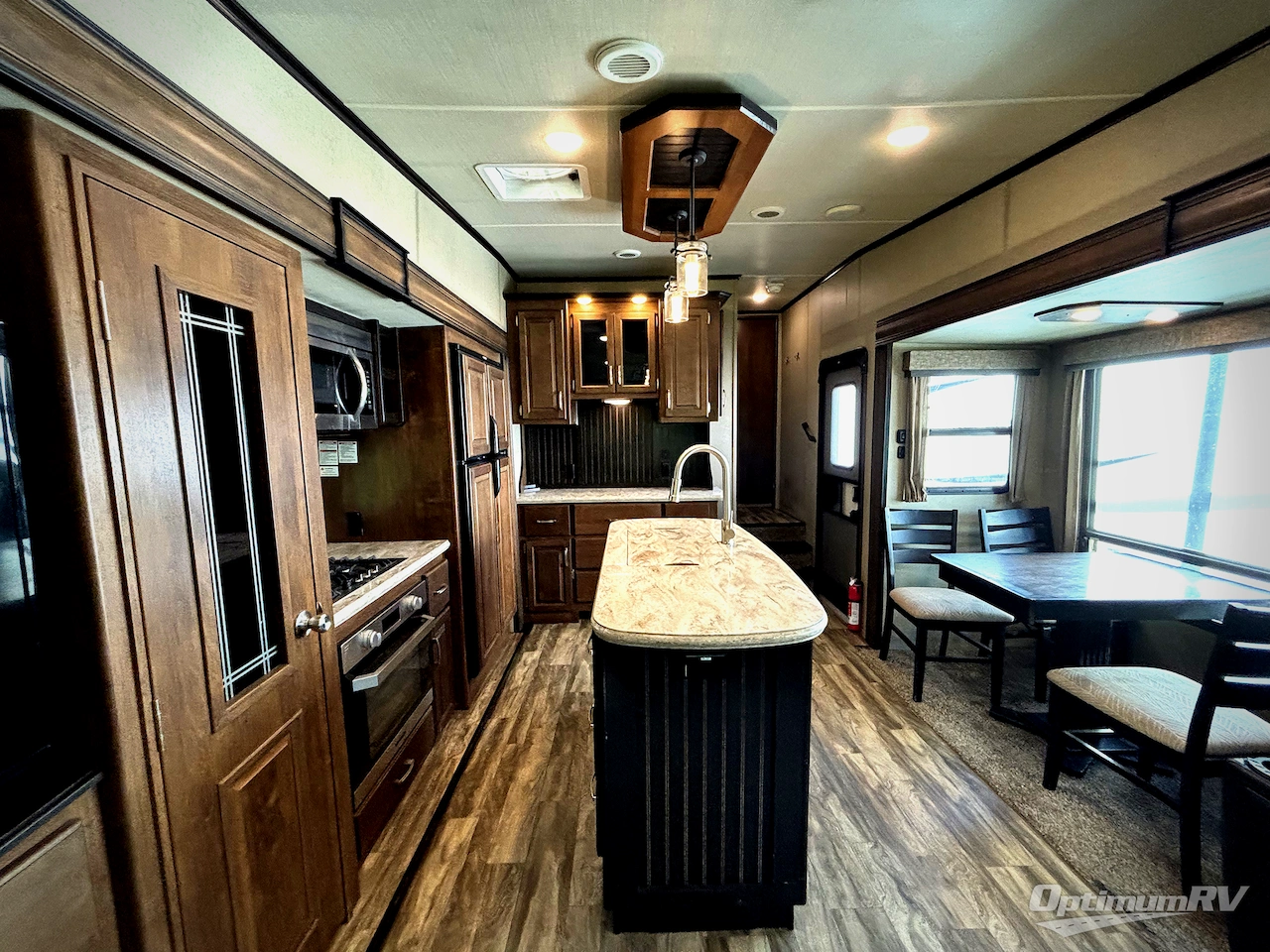 2019 Grand Design Reflection 303RLS Photo 6
