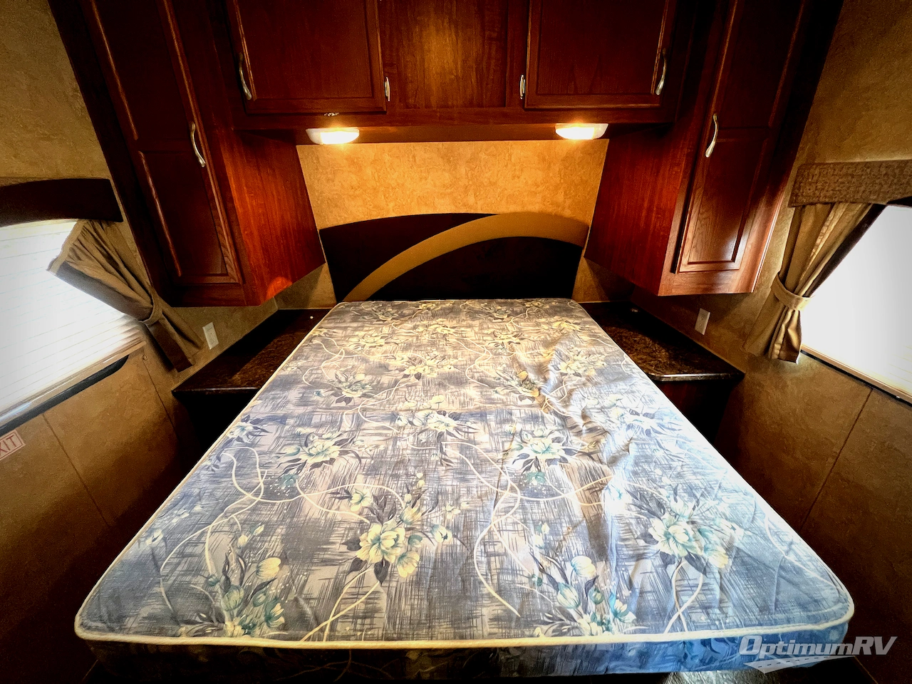 2011 Jayco Jay Flight 24FBS Photo 4