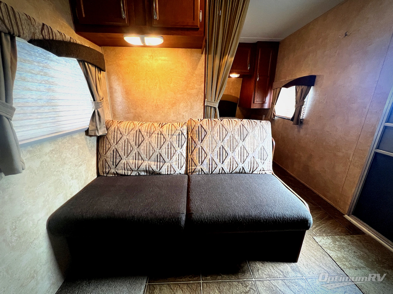 2011 Jayco Jay Flight 24FBS Photo 7