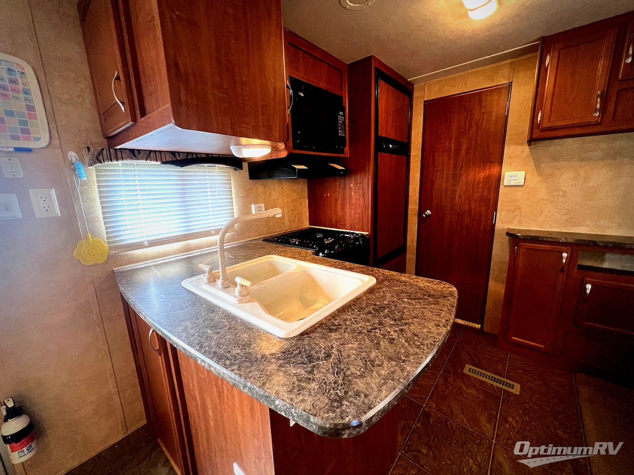 2011 Jayco Jay Flight 24FBS Photo 14