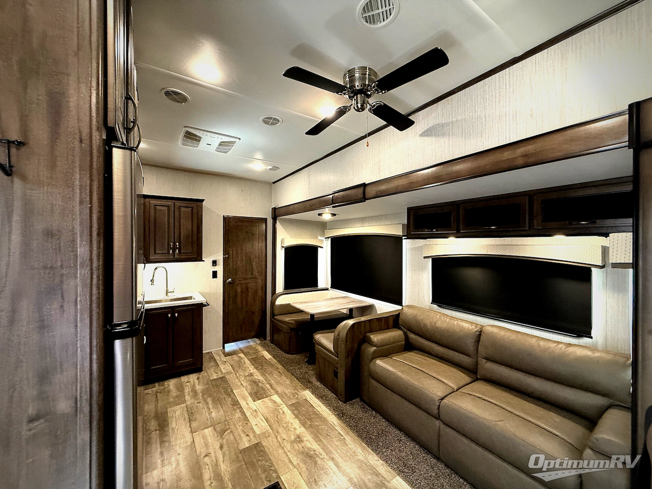 2020 Forest River Sierra 3330BH Photo 4