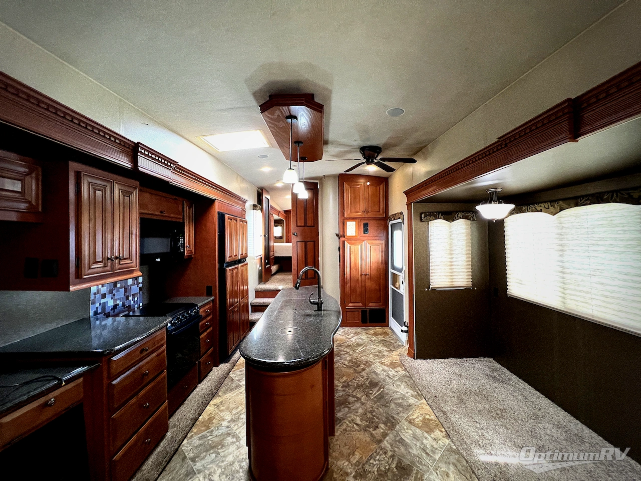 2016 Northwood Arctic Fox 35-5Z Photo 4