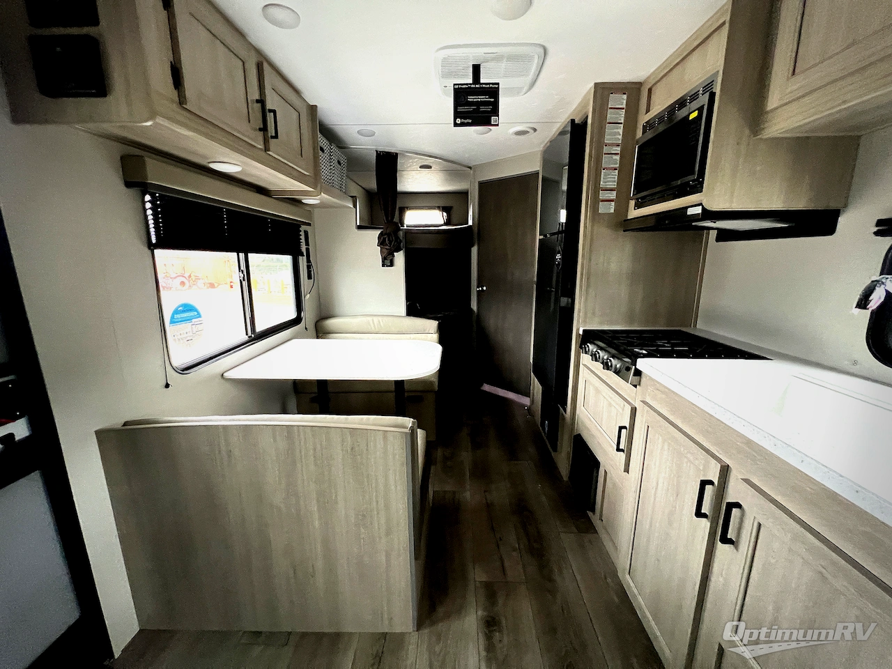 2026 Coachmen Catalina Summit Series 8 211BH Photo 17