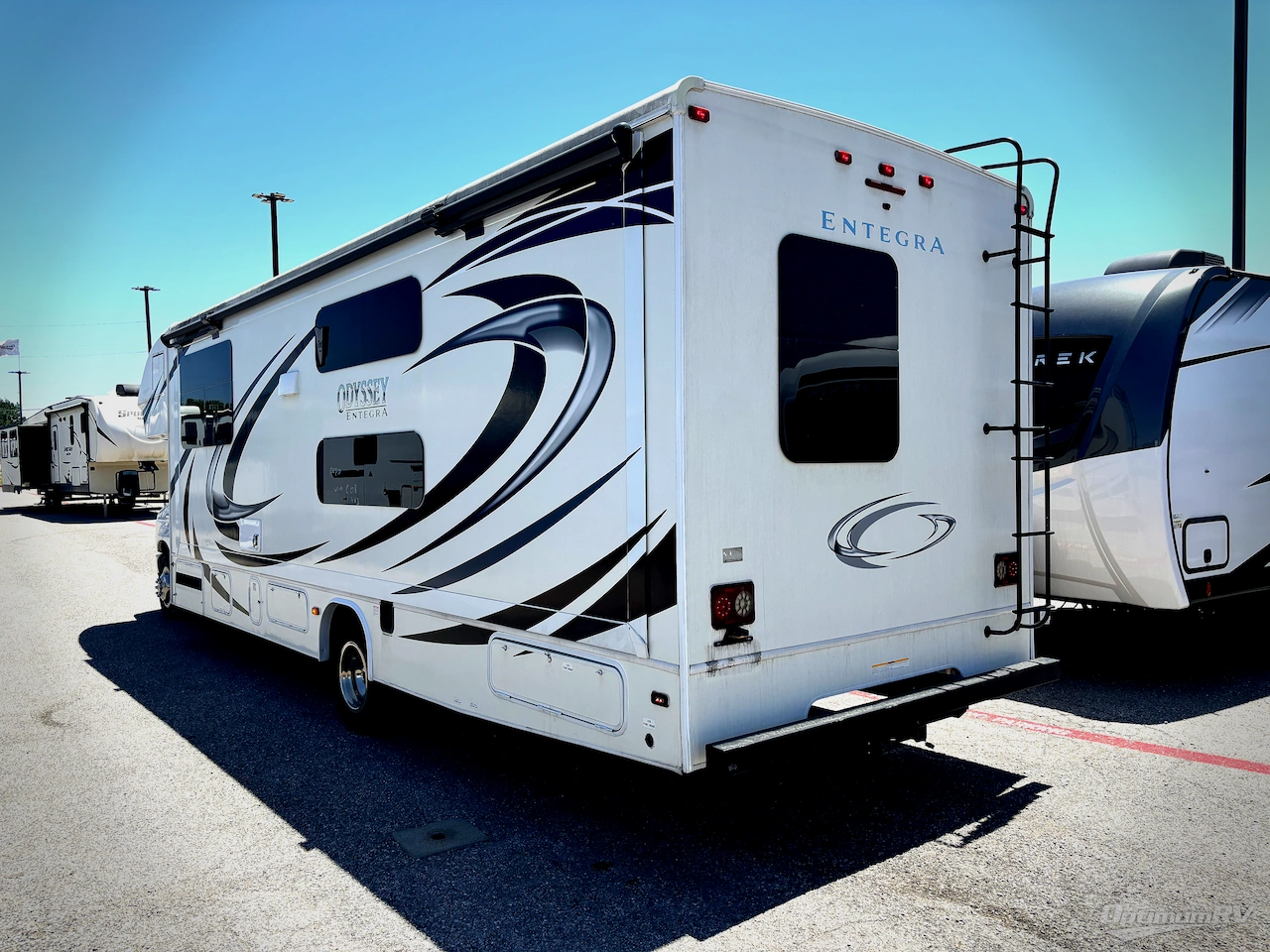 2021 Entegra Odyssey 31F Photo 3