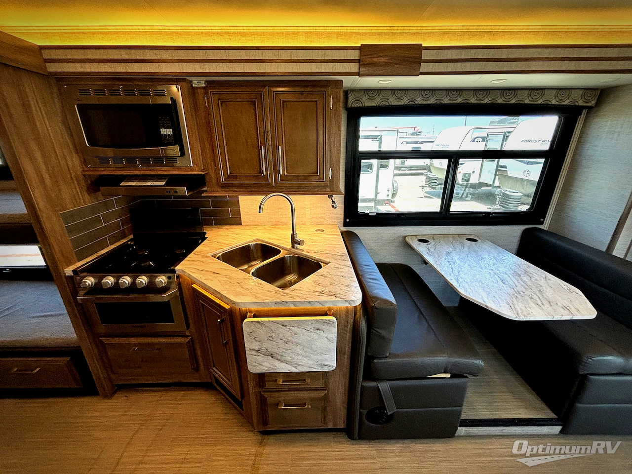 2021 Entegra Odyssey 31F Photo 8
