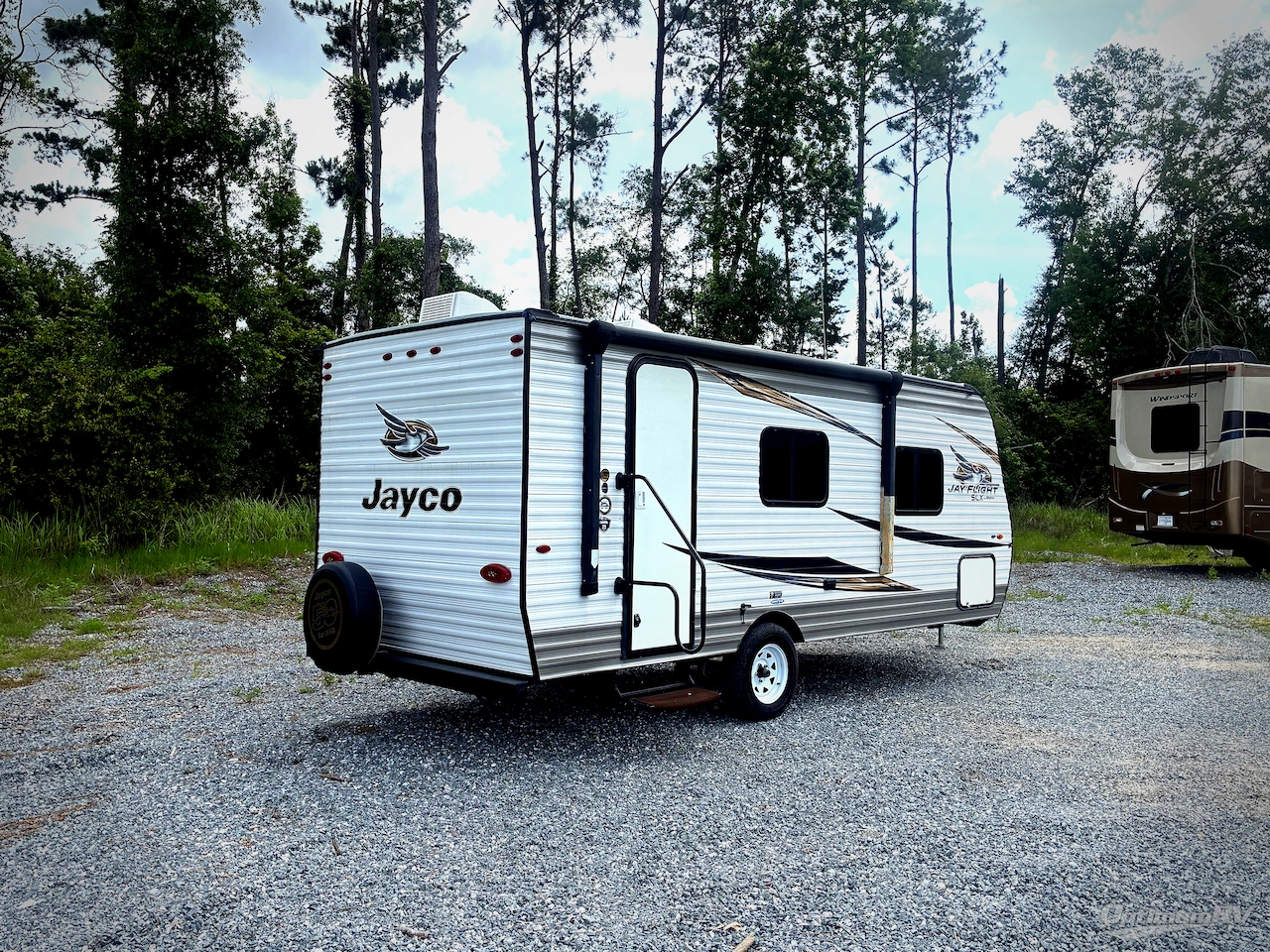 2019 Jayco Jay Flight SLX 7 195RB Photo 2