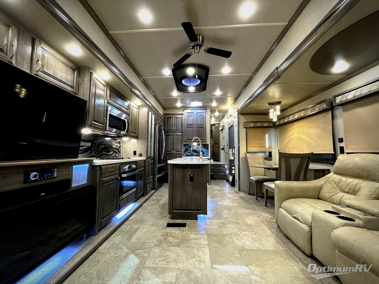 2020 Forest River Cedar Creek Champagne Edition 38EL Photo 5