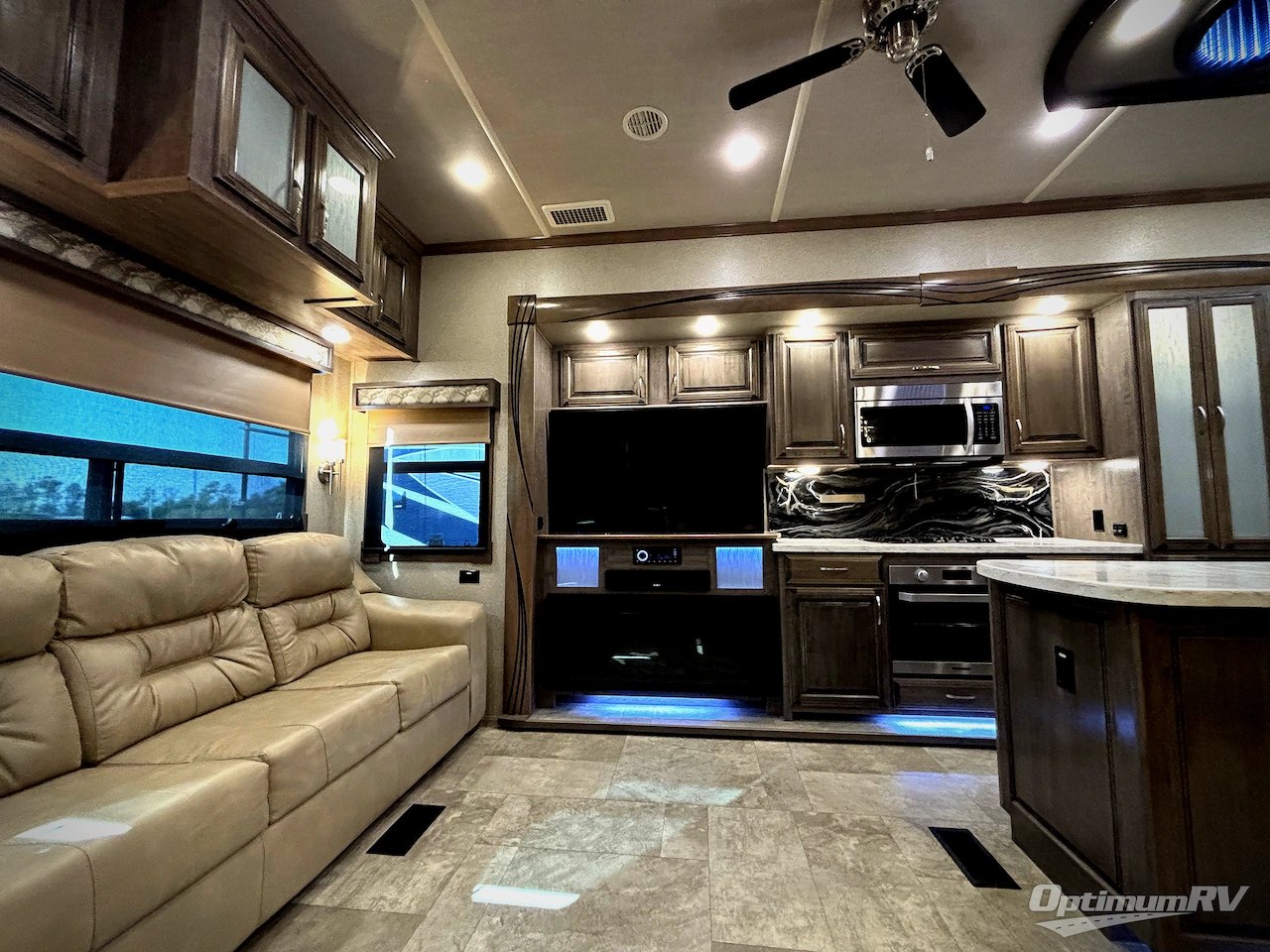 2020 Forest River Cedar Creek Champagne Edition 38EL Photo 9