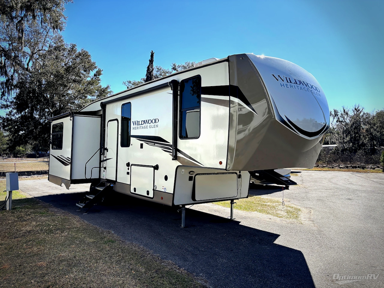 2022 Forest River Wildwood Heritage Glen 286RL Photo 1