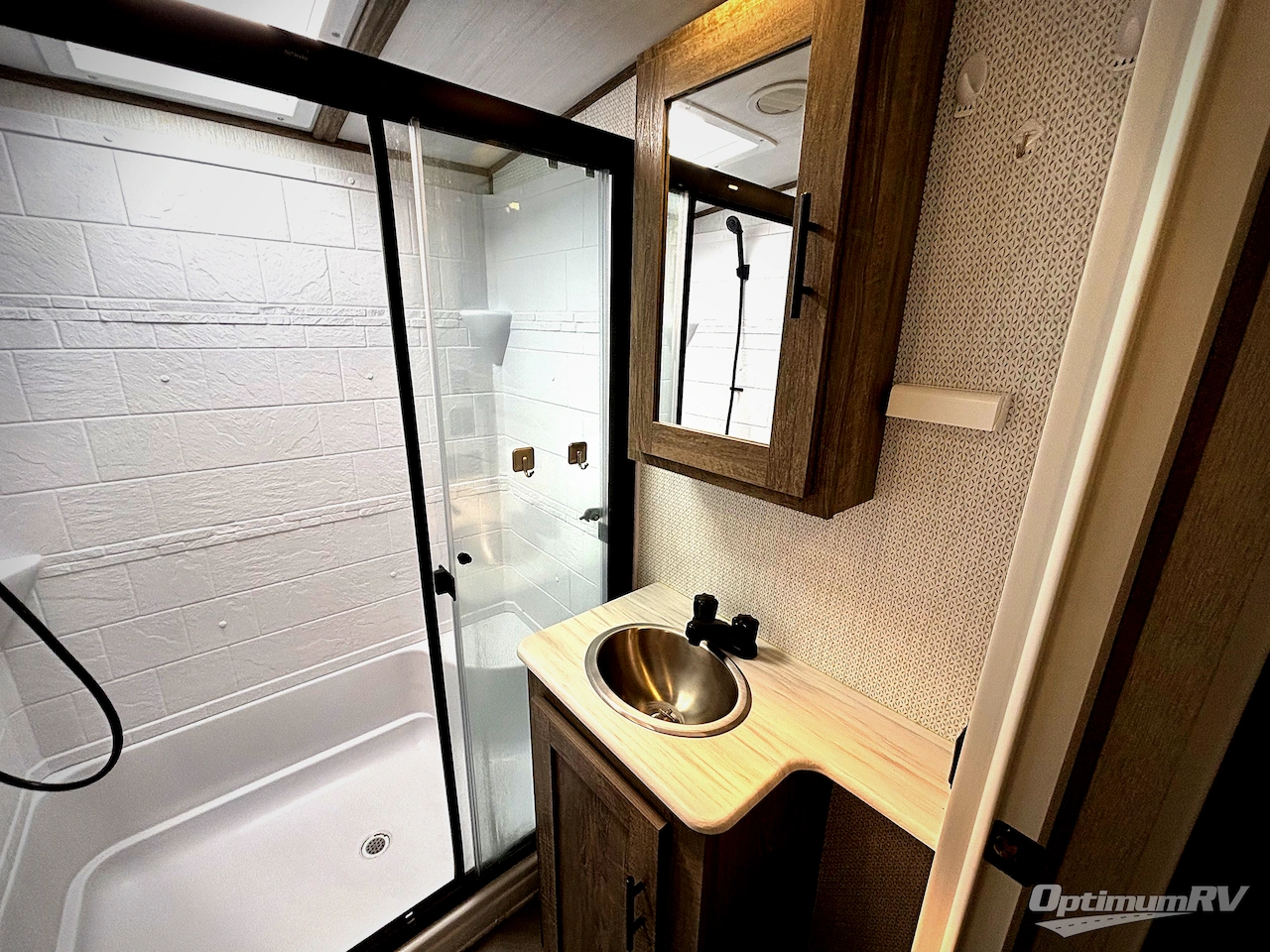 2022 Forest River Wildwood Heritage Glen 286RL Photo 14