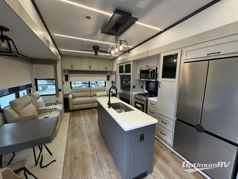 2025 Palomino Columbus 380RL RV Photo 2