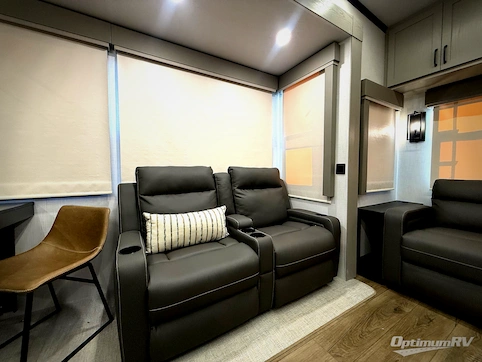 2025 Palomino Columbus 380RL RV Photo 2