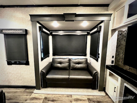 2022 Redwood Redwood 4150RD RV Photo 2