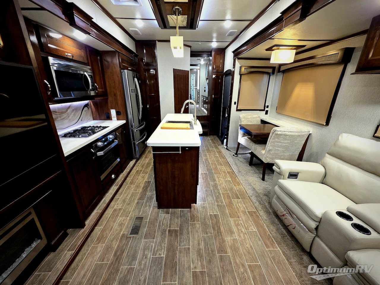 2019 Redwood Redwood 3901MB Photo 2