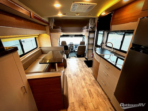 2017 Winnebago View 24J RV Photo 3