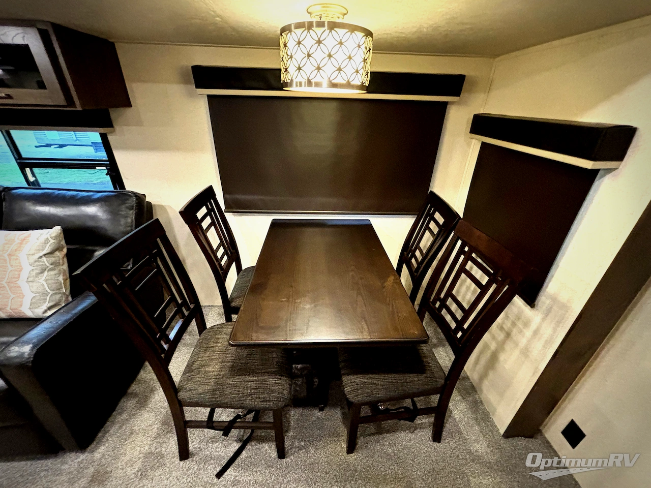 2018 Forest River Salem Hemisphere Lite 272RL Photo 13