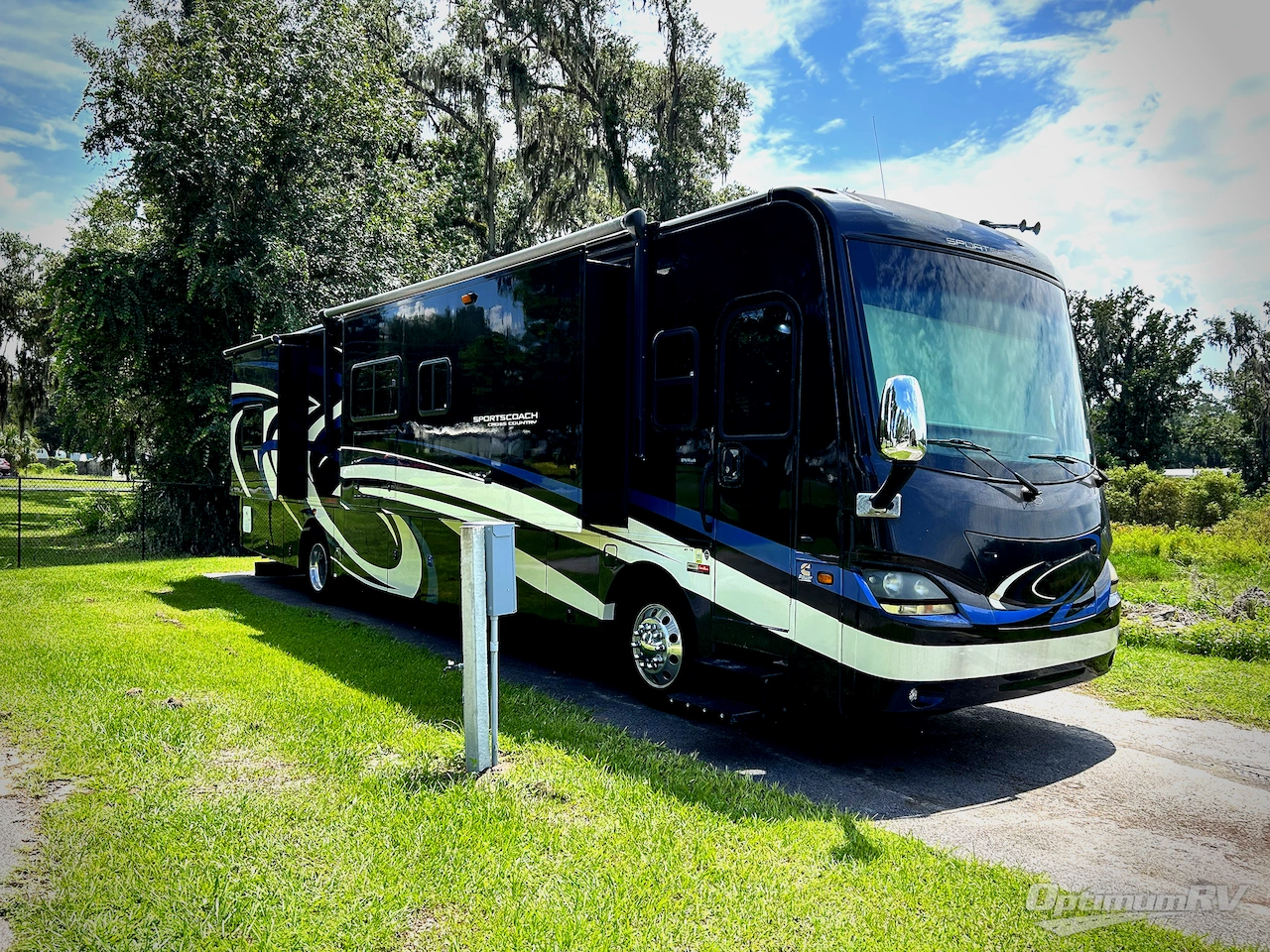 2013 Coachmen Sportscoach Cross Country 405FK Photo 1