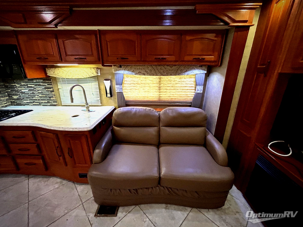 2013 Coachmen Sportscoach Cross Country 405FK Photo 12