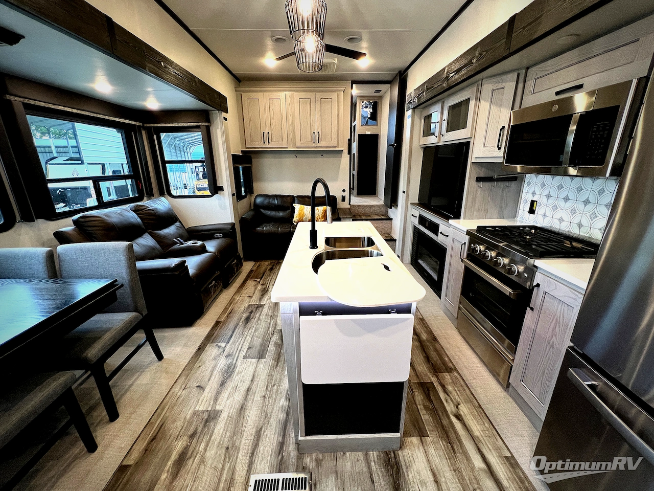 2023 Keystone Montana High Country 351BH Photo 4