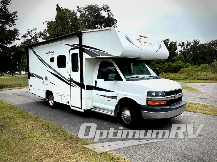 2021 Coachmen Freelander 22XG Chevy 4500 RV Photo 1