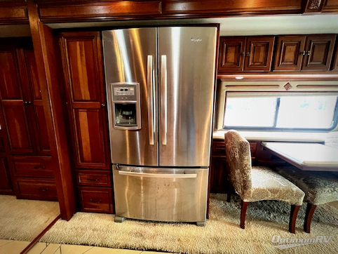 2014 Itasca Ellipse 42QD RV Photo 3