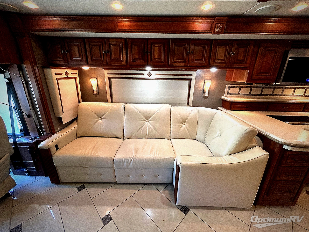 2014 Itasca Ellipse 42QD Photo 12
