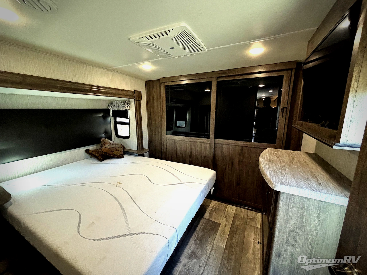 2021 Forest River Sandpiper 383RBLOK Photo 14
