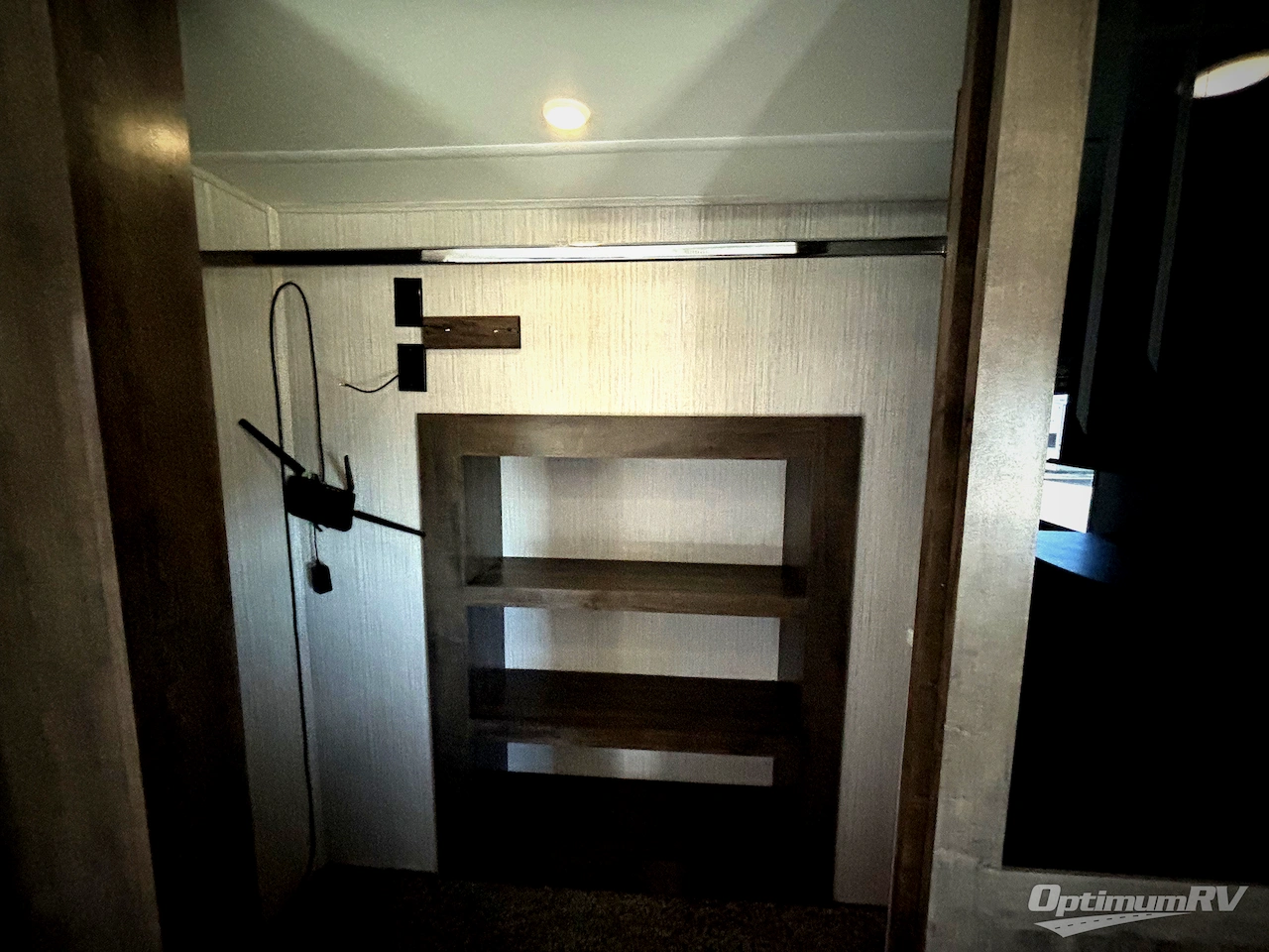2021 Forest River Sandpiper 383RBLOK Photo 18