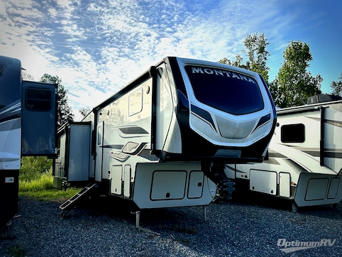 Used 2023 Keystone Montana High Country 311RD Featured Photo