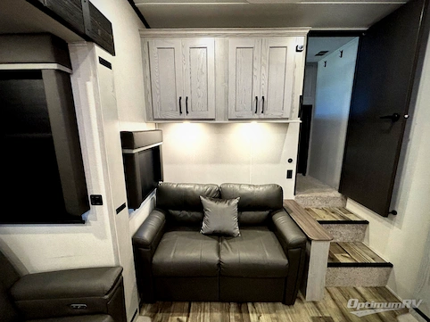 2023 Keystone Montana High Country 351BH RV Photo 4