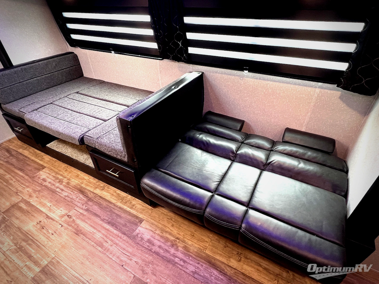 2022 Forest River Cherokee Grey Wolf 27DBH Photo 21