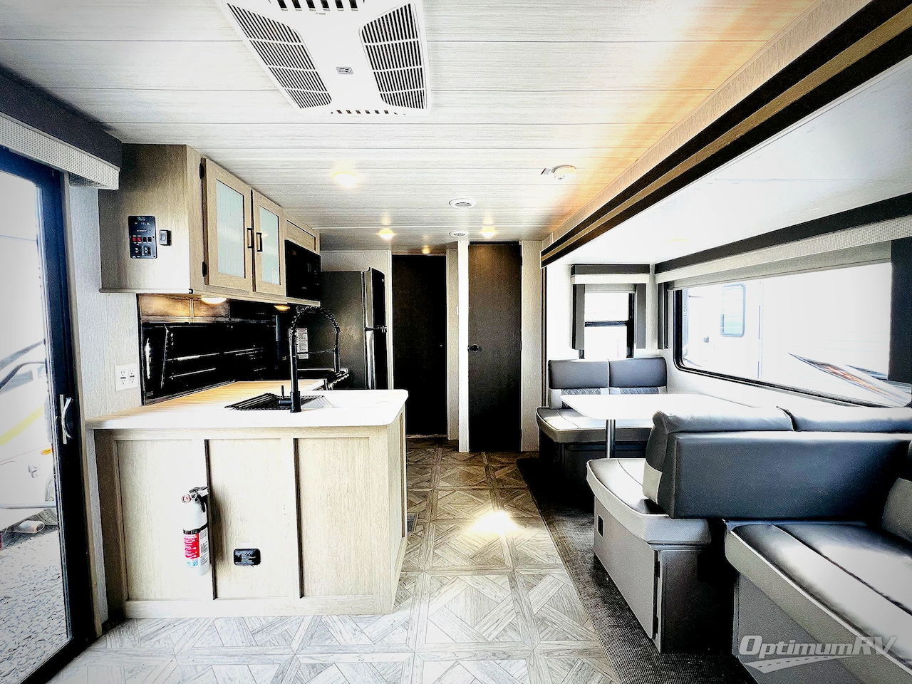 2023 Forest River Wildwood 36VBDSX Photo 2