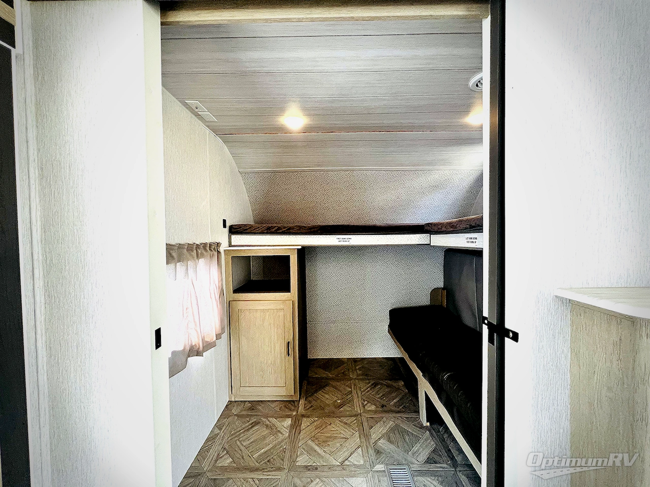 2023 Forest River Wildwood 36VBDSX Photo 13
