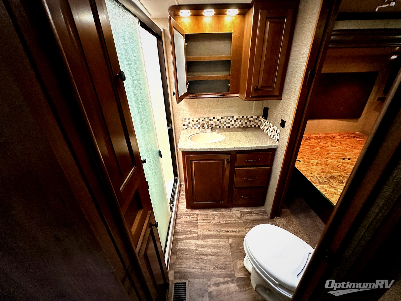2015 Heartland Bighorn 3570RS Photo 14