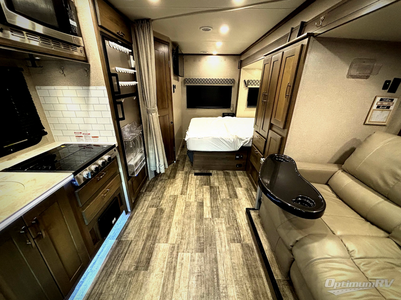 2022 Dynamax isata 3 24FW Photo 4