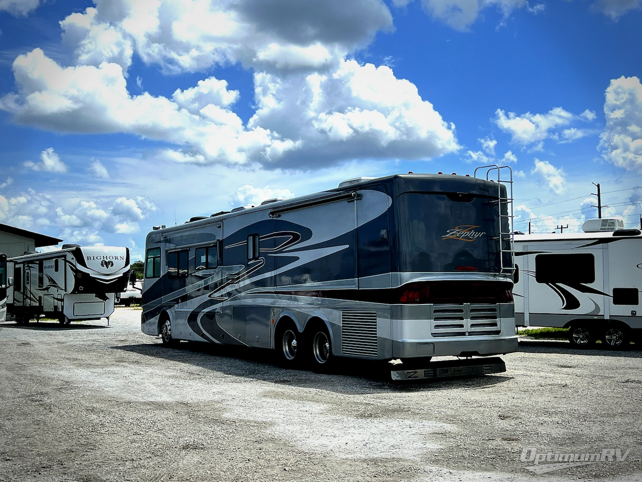 2005 Tiffin Zephyr 45QDZ Photo 3