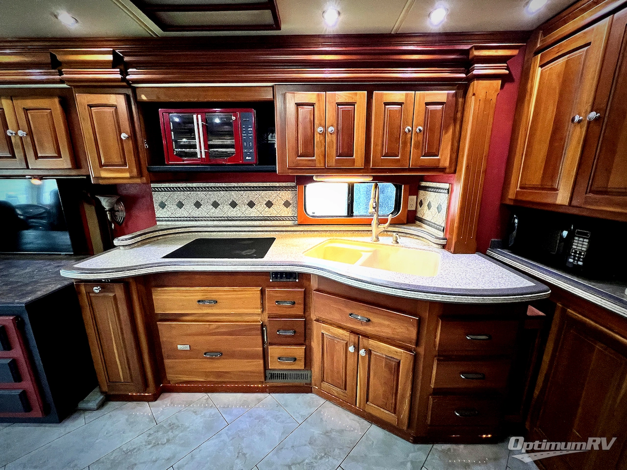 2005 Tiffin Zephyr 45QDZ Photo 12