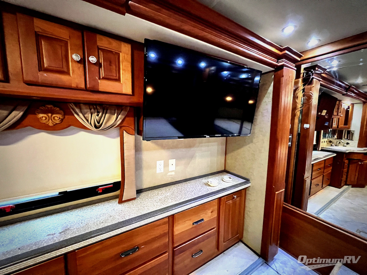 2005 Tiffin Zephyr 45QDZ Photo 19