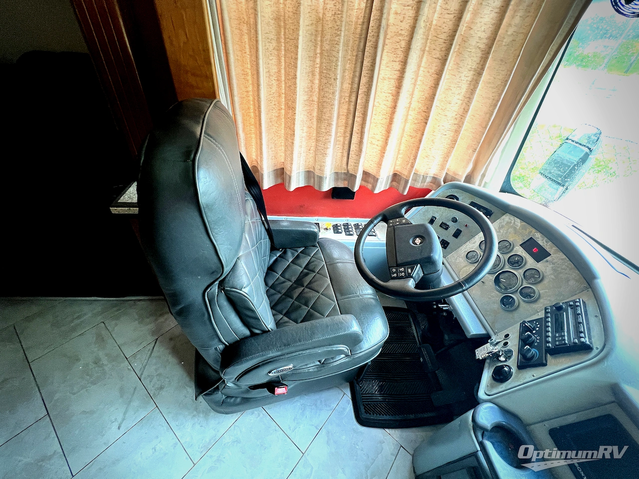2005 Tiffin Zephyr 45QDZ Photo 6