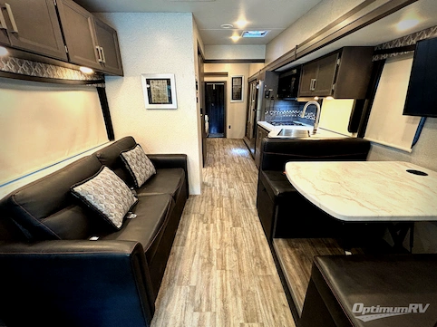 2024 Thor Outlaw 38MB RV Photo 3