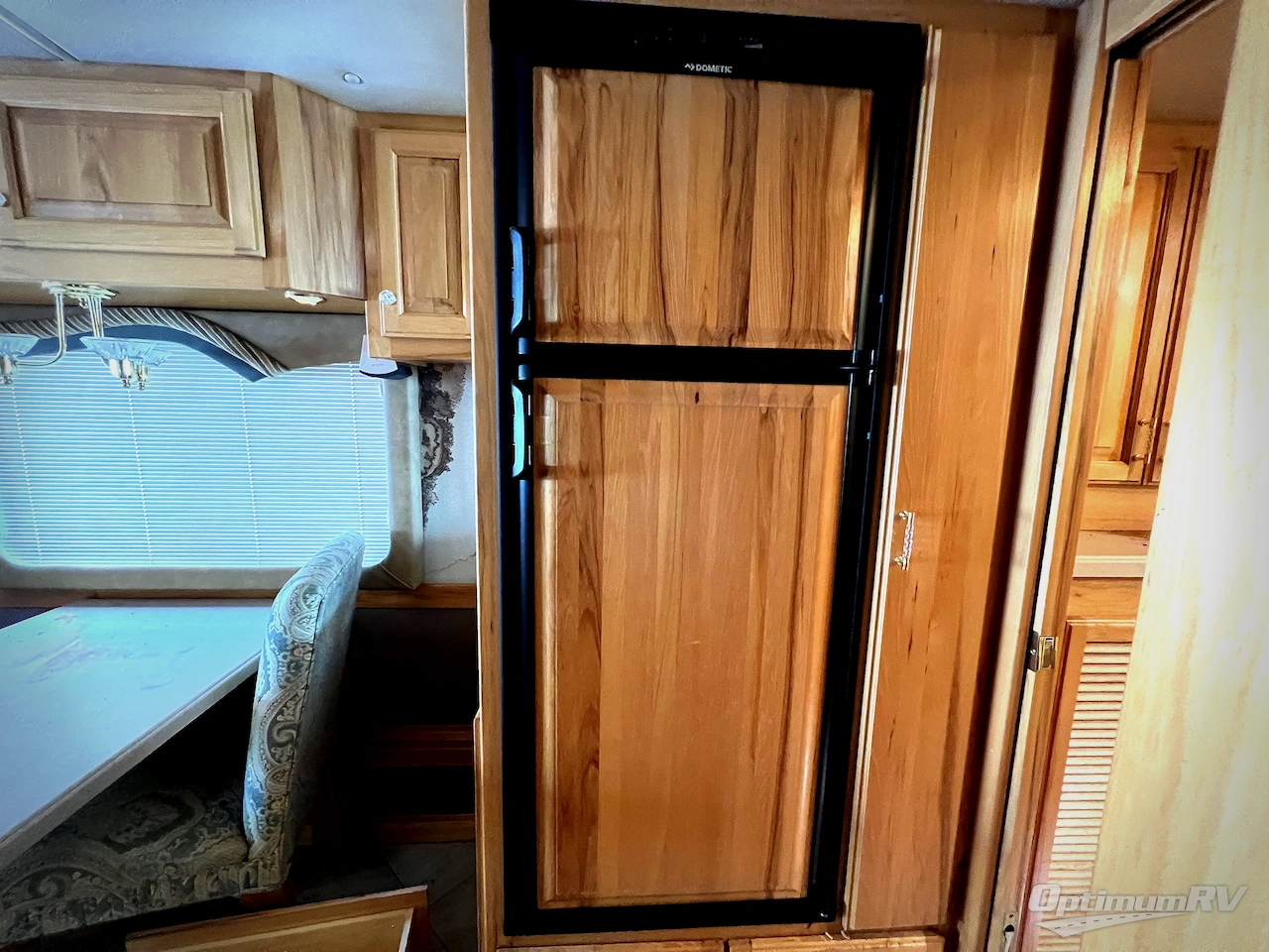 2002 Airstream Land Yacht XL XL Photo 12