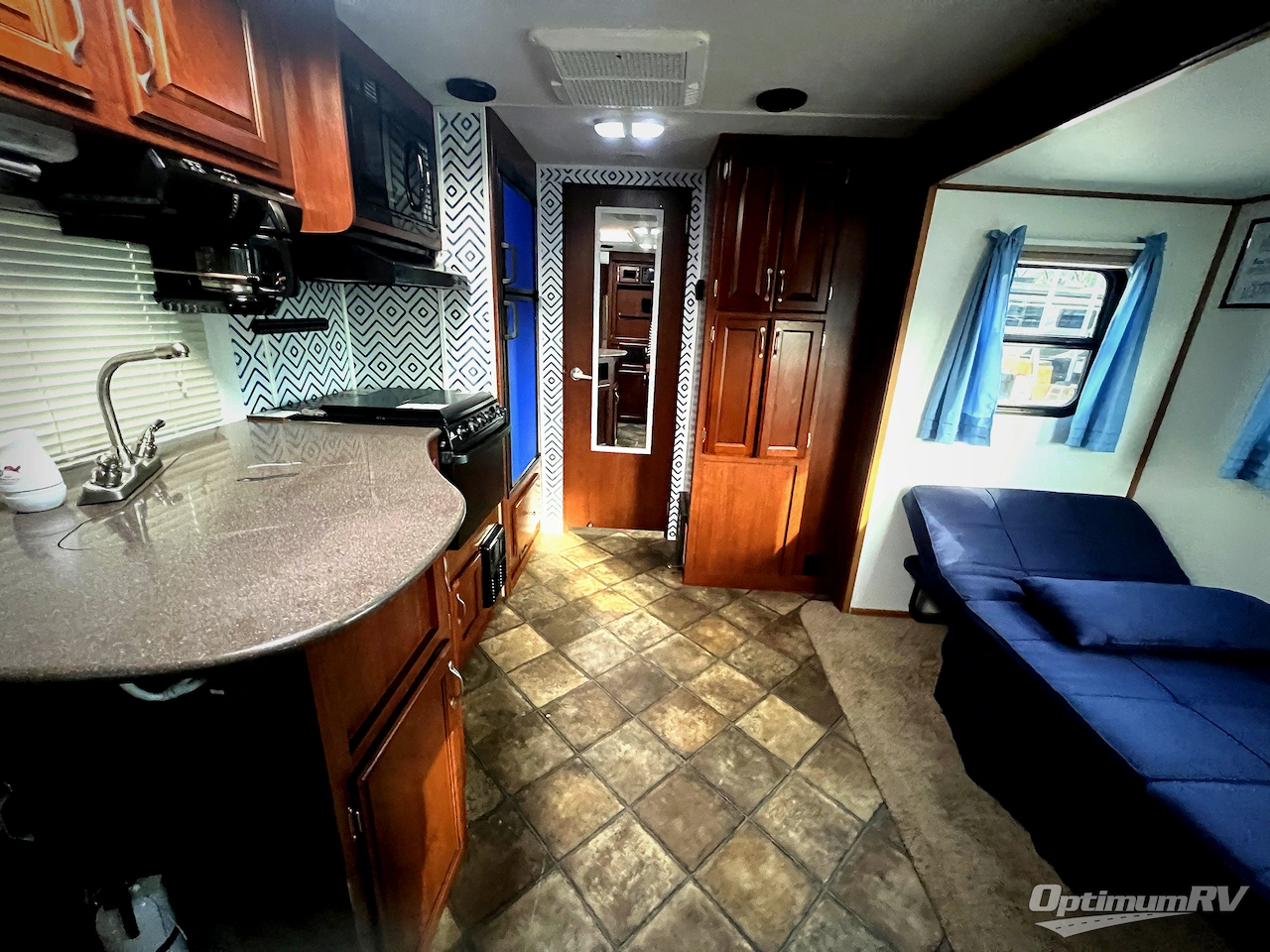 2015 EverGreen RV i-Go G314BDS Photo 4