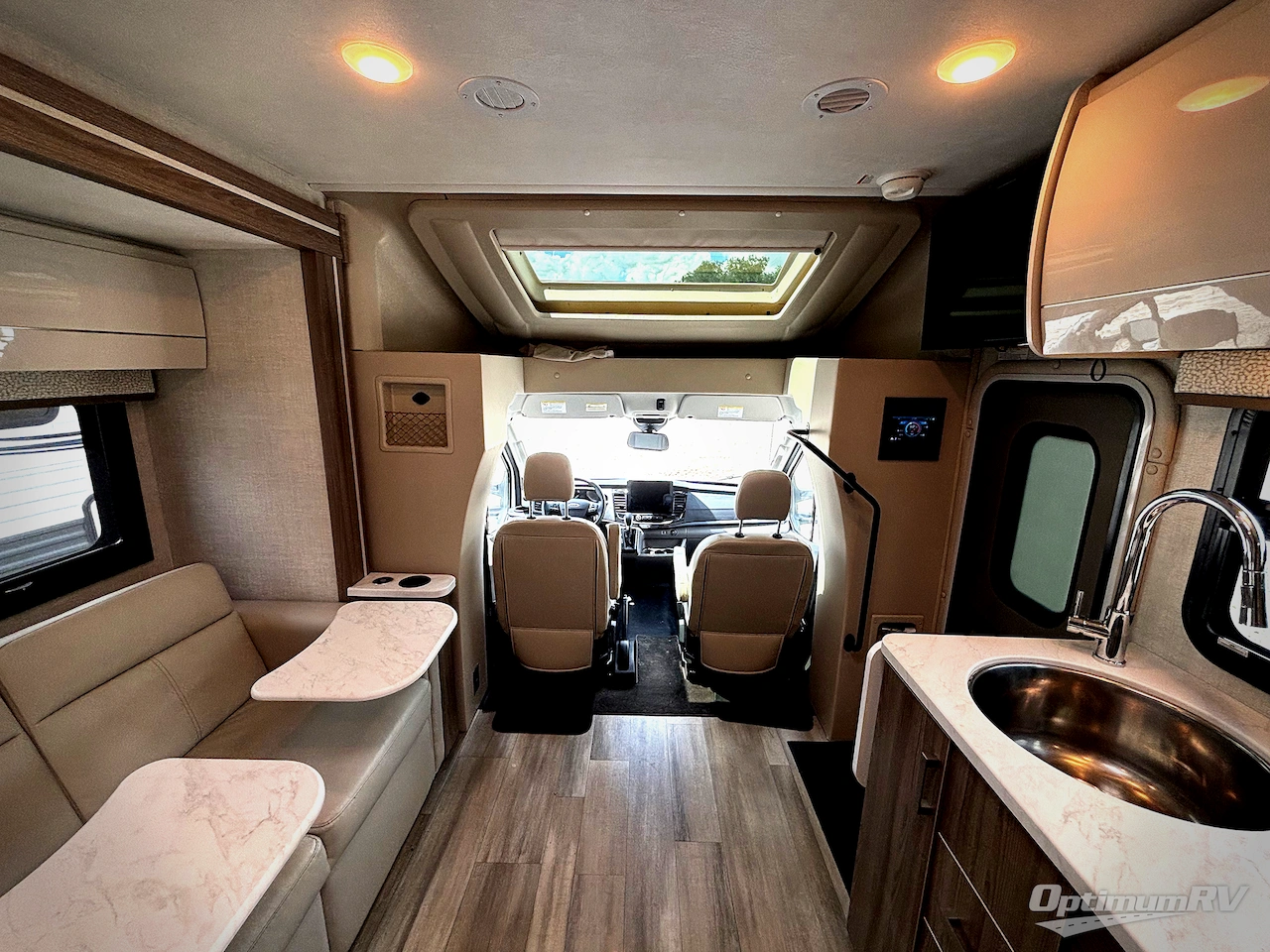 2026 Thor Compass AWD 24KB Photo 5
