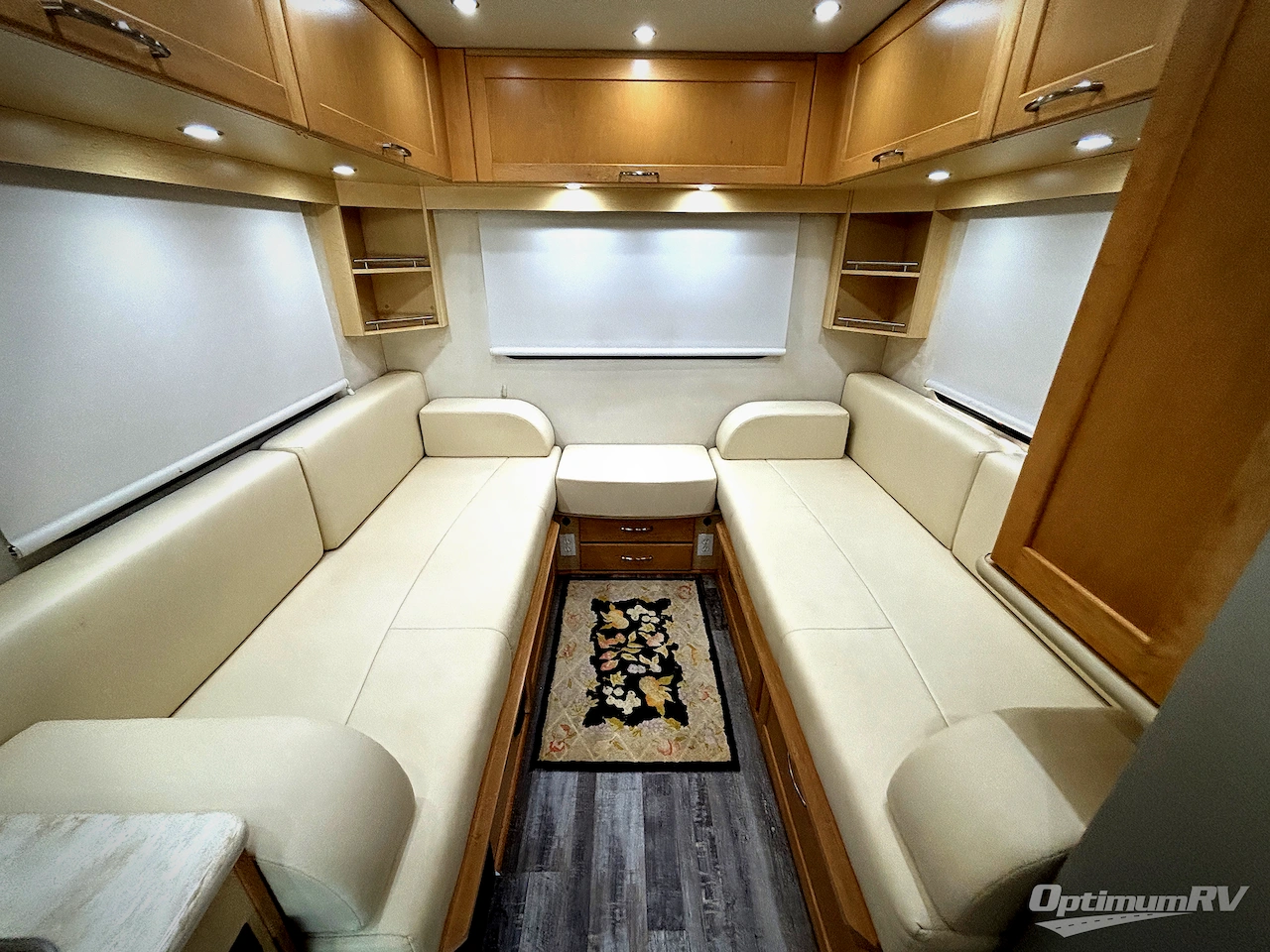 2016 Pleasure-Way Plateau XL Std. Model Photo 15