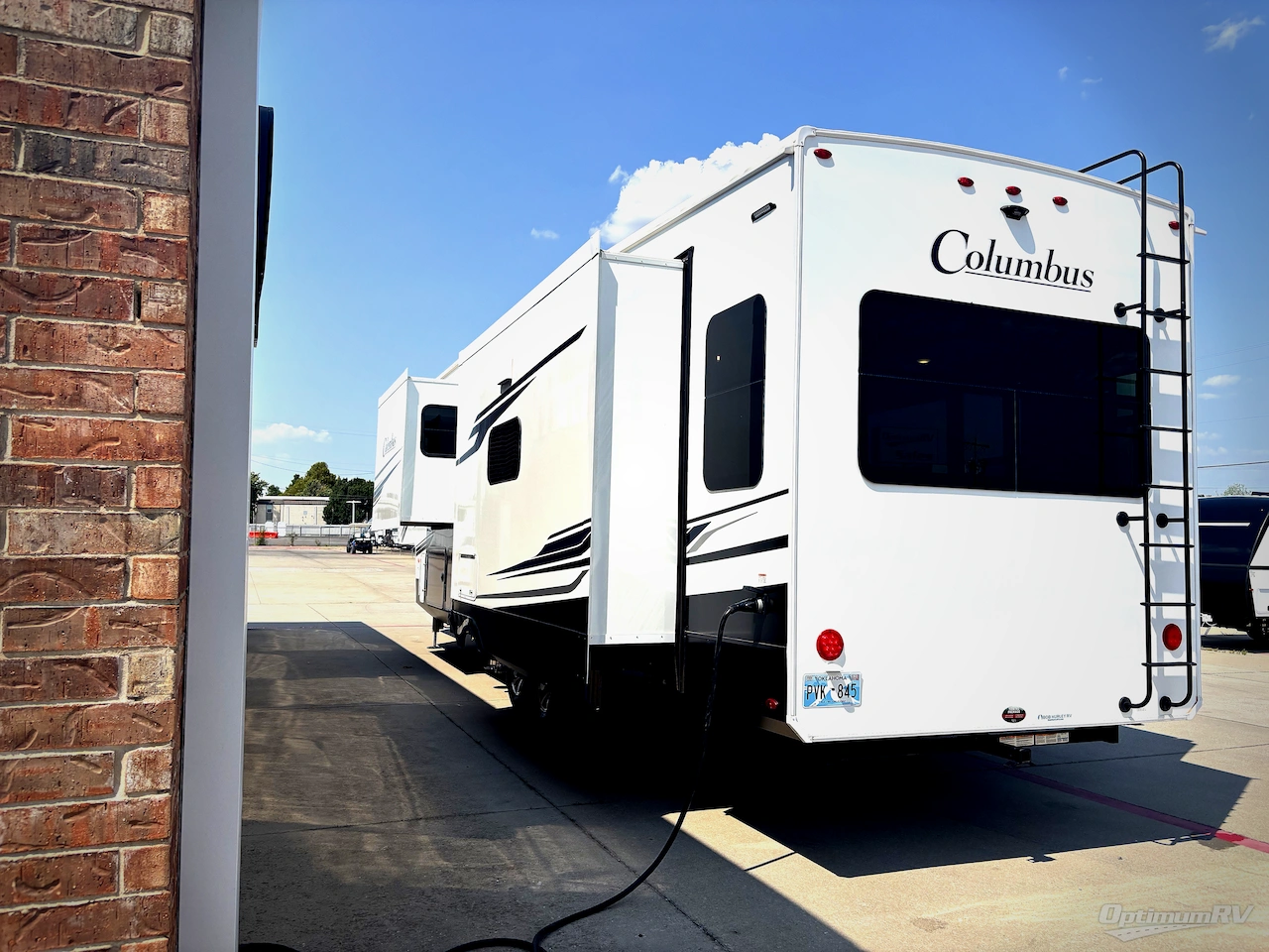 2024 Palomino Columbus 383FB Photo 3